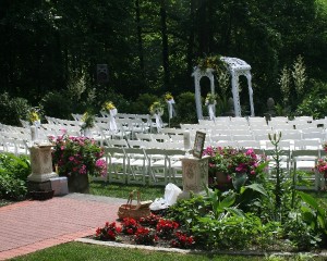 Gramercy Mansion Wedding in Garden